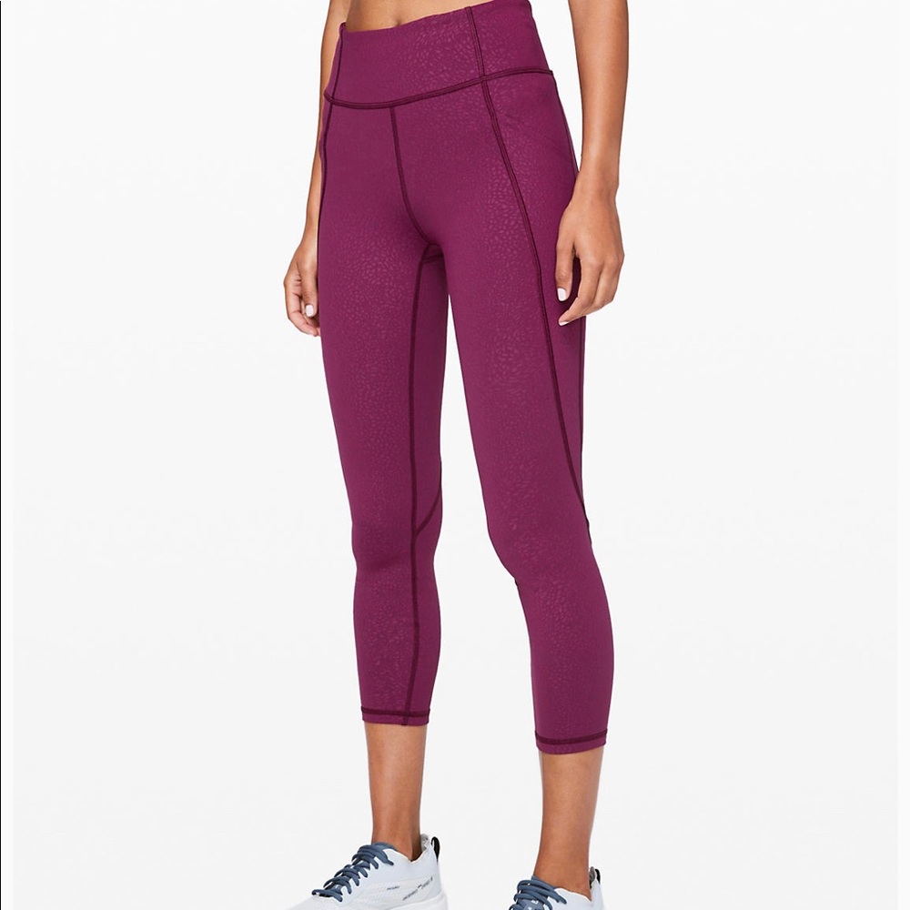 Lululemon crop pants NWT!